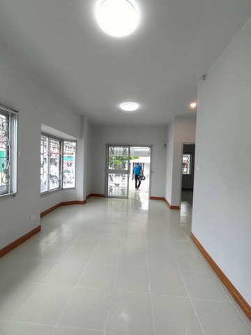 ประกาศฟรี! ซื้อ-ขาย-เช่า คอนโด บ้าน ทาวน์โฮม ที่ดิน และพื้นที่เชิงพาณิชย์ทั่วประเทศไทย ทุกทำเล ทุกงบประมาณ ไม่มีค่าใช้จ่าย ลงง่าย ขายไว เข้าถึงผู้ซื้อโดยตรง 4 165132pic3.jpg