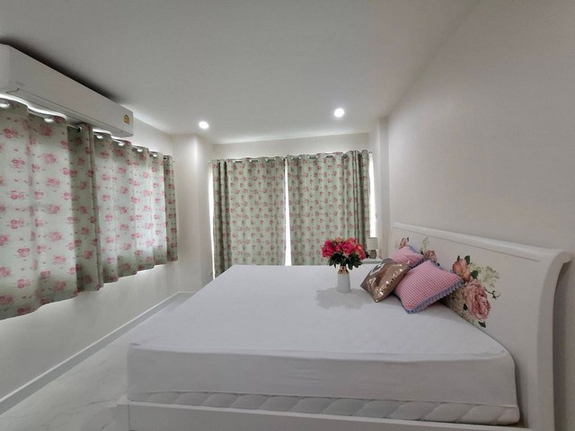 ประกาศฟรี! ซื้อ-ขาย-เช่า คอนโด บ้าน ทาวน์โฮม ที่ดิน และพื้นที่เชิงพาณิชย์ทั่วประเทศไทย ทุกทำเล ทุกงบประมาณ ไม่มีค่าใช้จ่าย ลงง่าย ขายไว เข้าถึงผู้ซื้อโดยตรง 5 311600pic4.jpg