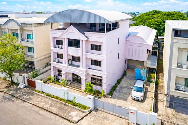 ประกาศฟรี! ซื้อ-ขาย-เช่า คอนโด บ้าน ทาวน์โฮม ที่ดิน และพื้นที่เชิงพาณิชย์ทั่วประเทศไทย ทุกทำเล ทุกงบประมาณ ไม่มีค่าใช้จ่าย ลงง่าย ขายไว เข้าถึงผู้ซื้อโดยตรง 2 251826pic1.jpg