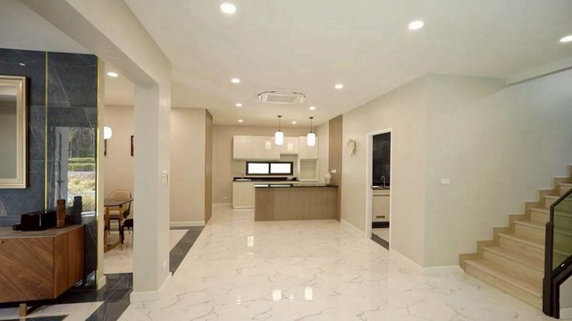 ประกาศฟรี! ซื้อ-ขาย-เช่า คอนโด บ้าน ทาวน์โฮม ที่ดิน และพื้นที่เชิงพาณิชย์ทั่วประเทศไทย ทุกทำเล ทุกงบประมาณ ไม่มีค่าใช้จ่าย ลงง่าย ขายไว เข้าถึงผู้ซื้อโดยตรง 4 252072pic3.jpg