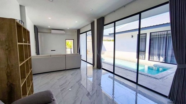 ประกาศฟรี! ซื้อ-ขาย-เช่า คอนโด บ้าน ทาวน์โฮม ที่ดิน และพื้นที่เชิงพาณิชย์ทั่วประเทศไทย ทุกทำเล ทุกงบประมาณ ไม่มีค่าใช้จ่าย ลงง่าย ขายไว เข้าถึงผู้ซื้อโดยตรง 3 252067pic2.jpg