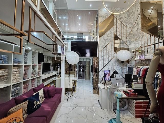 ประกาศฟรี! ซื้อ-ขาย-เช่า คอนโด บ้าน ทาวน์โฮม ที่ดิน และพื้นที่เชิงพาณิชย์ทั่วประเทศไทย ทุกทำเล ทุกงบประมาณ ไม่มีค่าใช้จ่าย ลงง่าย ขายไว เข้าถึงผู้ซื้อโดยตรง 3 512869pic2.jpg