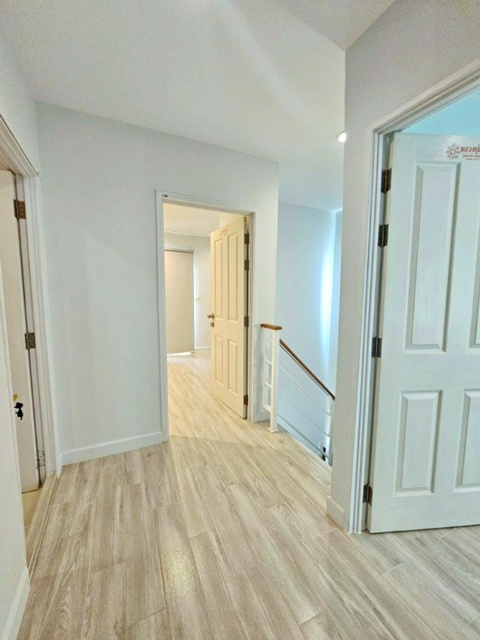 ประกาศฟรี! ซื้อ-ขาย-เช่า คอนโด บ้าน ทาวน์โฮม ที่ดิน และพื้นที่เชิงพาณิชย์ทั่วประเทศไทย ทุกทำเล ทุกงบประมาณ ไม่มีค่าใช้จ่าย ลงง่าย ขายไว เข้าถึงผู้ซื้อโดยตรง 5 252096pic4.jpg