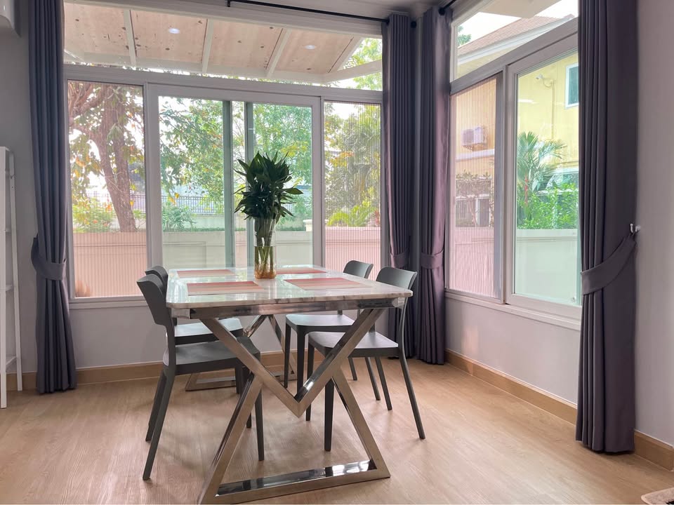 ประกาศฟรี! ซื้อ-ขาย-เช่า คอนโด บ้าน ทาวน์โฮม ที่ดิน และพื้นที่เชิงพาณิชย์ทั่วประเทศไทย ทุกทำเล ทุกงบประมาณ ไม่มีค่าใช้จ่าย ลงง่าย ขายไว เข้าถึงผู้ซื้อโดยตรง 5 512920pic4.jpg