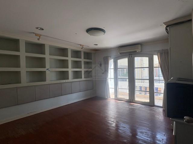 ประกาศฟรี! ซื้อ-ขาย-เช่า คอนโด บ้าน ทาวน์โฮม ที่ดิน และพื้นที่เชิงพาณิชย์ทั่วประเทศไทย ทุกทำเล ทุกงบประมาณ ไม่มีค่าใช้จ่าย ลงง่าย ขายไว เข้าถึงผู้ซื้อโดยตรง 5 513957pic4.jpg