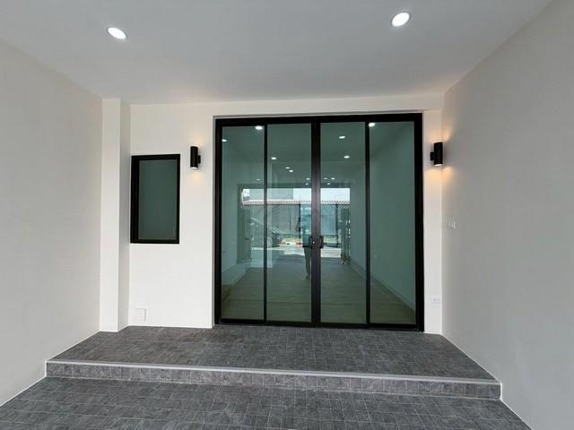 ประกาศฟรี! ซื้อ-ขาย-เช่า คอนโด บ้าน ทาวน์โฮม ที่ดิน และพื้นที่เชิงพาณิชย์ทั่วประเทศไทย ทุกทำเล ทุกงบประมาณ ไม่มีค่าใช้จ่าย ลงง่าย ขายไว เข้าถึงผู้ซื้อโดยตรง 4 513955pic3.jpg