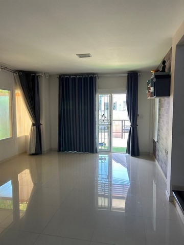 ประกาศฟรี! ซื้อ-ขาย-เช่า คอนโด บ้าน ทาวน์โฮม ที่ดิน และพื้นที่เชิงพาณิชย์ทั่วประเทศไทย ทุกทำเล ทุกงบประมาณ ไม่มีค่าใช้จ่าย ลงง่าย ขายไว เข้าถึงผู้ซื้อโดยตรง 3 252137pic2.jpg