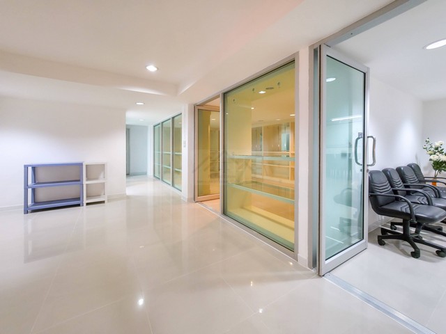 ประกาศฟรี! ซื้อ-ขาย-เช่า คอนโด บ้าน ทาวน์โฮม ที่ดิน และพื้นที่เชิงพาณิชย์ทั่วประเทศไทย ทุกทำเล ทุกงบประมาณ ไม่มีค่าใช้จ่าย ลงง่าย ขายไว เข้าถึงผู้ซื้อโดยตรง 5 513088pic4.jpg