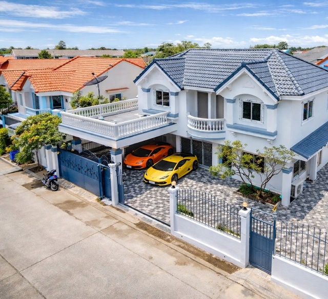 ประกาศฟรี! ซื้อ-ขาย-เช่า คอนโด บ้าน ทาวน์โฮม ที่ดิน และพื้นที่เชิงพาณิชย์ทั่วประเทศไทย ทุกทำเล ทุกงบประมาณ ไม่มีค่าใช้จ่าย ลงง่าย ขายไว เข้าถึงผู้ซื้อโดยตรง 2 252175pic1.jpg