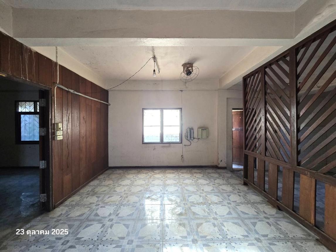 ประกาศฟรี! ซื้อ-ขาย-เช่า คอนโด บ้าน ทาวน์โฮม ที่ดิน และพื้นที่เชิงพาณิชย์ทั่วประเทศไทย ทุกทำเล ทุกงบประมาณ ไม่มีค่าใช้จ่าย ลงง่าย ขายไว เข้าถึงผู้ซื้อโดยตรง 5 251762pic4.jpg