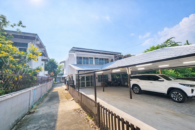 ประกาศฟรี! ซื้อ-ขาย-เช่า คอนโด บ้าน ทาวน์โฮม ที่ดิน และพื้นที่เชิงพาณิชย์ทั่วประเทศไทย ทุกทำเล ทุกงบประมาณ ไม่มีค่าใช้จ่าย ลงง่าย ขายไว เข้าถึงผู้ซื้อโดยตรง 2 252149pic1.jpg