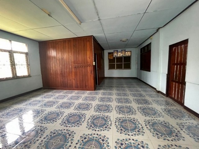 ประกาศฟรี! ซื้อ-ขาย-เช่า คอนโด บ้าน ทาวน์โฮม ที่ดิน และพื้นที่เชิงพาณิชย์ทั่วประเทศไทย ทุกทำเล ทุกงบประมาณ ไม่มีค่าใช้จ่าย ลงง่าย ขายไว เข้าถึงผู้ซื้อโดยตรง 5 252085pic4.jpg