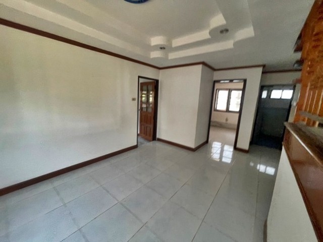 ประกาศฟรี! ซื้อ-ขาย-เช่า คอนโด บ้าน ทาวน์โฮม ที่ดิน และพื้นที่เชิงพาณิชย์ทั่วประเทศไทย ทุกทำเล ทุกงบประมาณ ไม่มีค่าใช้จ่าย ลงง่าย ขายไว เข้าถึงผู้ซื้อโดยตรง 4 252082pic3.jpg