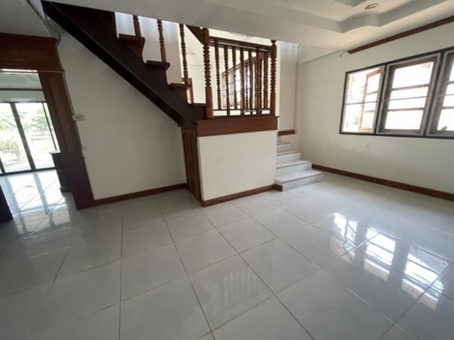 ประกาศฟรี! ซื้อ-ขาย-เช่า คอนโด บ้าน ทาวน์โฮม ที่ดิน และพื้นที่เชิงพาณิชย์ทั่วประเทศไทย ทุกทำเล ทุกงบประมาณ ไม่มีค่าใช้จ่าย ลงง่าย ขายไว เข้าถึงผู้ซื้อโดยตรง 5 252082pic4.jpg