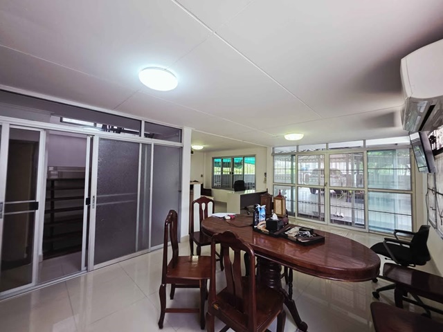 ประกาศฟรี! ซื้อ-ขาย-เช่า คอนโด บ้าน ทาวน์โฮม ที่ดิน และพื้นที่เชิงพาณิชย์ทั่วประเทศไทย ทุกทำเล ทุกงบประมาณ ไม่มีค่าใช้จ่าย ลงง่าย ขายไว เข้าถึงผู้ซื้อโดยตรง 5 252146pic4.jpg