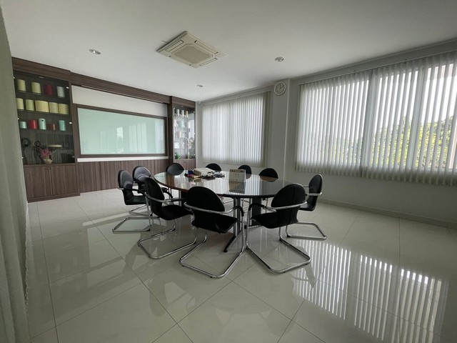 ประกาศฟรี! ซื้อ-ขาย-เช่า คอนโด บ้าน ทาวน์โฮม ที่ดิน และพื้นที่เชิงพาณิชย์ทั่วประเทศไทย ทุกทำเล ทุกงบประมาณ ไม่มีค่าใช้จ่าย ลงง่าย ขายไว เข้าถึงผู้ซื้อโดยตรง 5 314995pic4.jpg