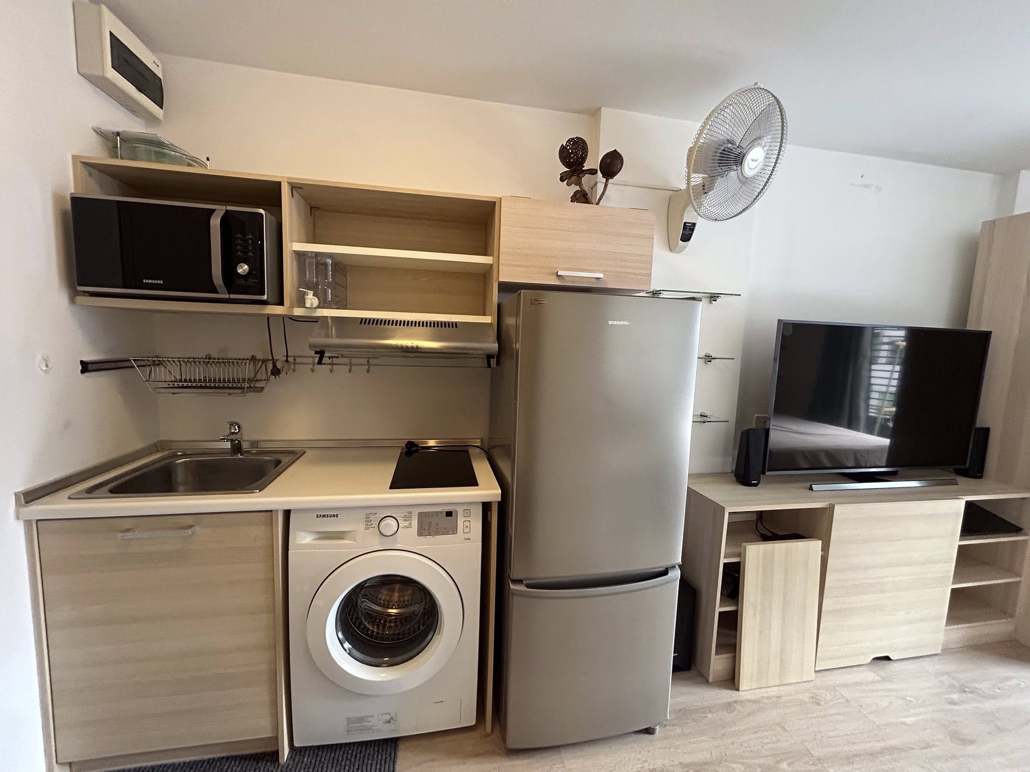 ประกาศฟรี! ซื้อ-ขาย-เช่า คอนโด บ้าน ทาวน์โฮม ที่ดิน และพื้นที่เชิงพาณิชย์ทั่วประเทศไทย ทุกทำเล ทุกงบประมาณ ไม่มีค่าใช้จ่าย ลงง่าย ขายไว เข้าถึงผู้ซื้อโดยตรง 2 513840pic1.jpg