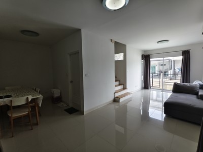 ประกาศฟรี! ซื้อ-ขาย-เช่า คอนโด บ้าน ทาวน์โฮม ที่ดิน และพื้นที่เชิงพาณิชย์ทั่วประเทศไทย ทุกทำเล ทุกงบประมาณ ไม่มีค่าใช้จ่าย ลงง่าย ขายไว เข้าถึงผู้ซื้อโดยตรง 5 514037pic4.jpg