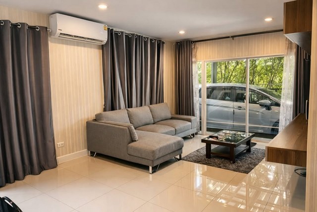 ประกาศฟรี! ซื้อ-ขาย-เช่า คอนโด บ้าน ทาวน์โฮม ที่ดิน และพื้นที่เชิงพาณิชย์ทั่วประเทศไทย ทุกทำเล ทุกงบประมาณ ไม่มีค่าใช้จ่าย ลงง่าย ขายไว เข้าถึงผู้ซื้อโดยตรง 3 514091pic2.jpg