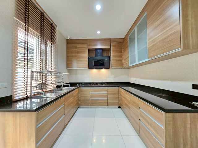 ประกาศฟรี! ซื้อ-ขาย-เช่า คอนโด บ้าน ทาวน์โฮม ที่ดิน และพื้นที่เชิงพาณิชย์ทั่วประเทศไทย ทุกทำเล ทุกงบประมาณ ไม่มีค่าใช้จ่าย ลงง่าย ขายไว เข้าถึงผู้ซื้อโดยตรง 5 244502pic4.jpg