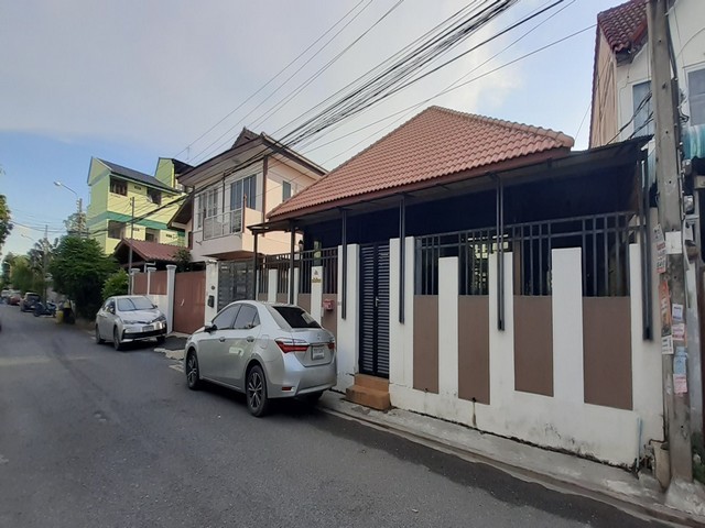 ประกาศฟรี! ซื้อ-ขาย-เช่า คอนโด บ้าน ทาวน์โฮม ที่ดิน และพื้นที่เชิงพาณิชย์ทั่วประเทศไทย ทุกทำเล ทุกงบประมาณ ไม่มีค่าใช้จ่าย ลงง่าย ขายไว เข้าถึงผู้ซื้อโดยตรง 2 513161pic1.jpg