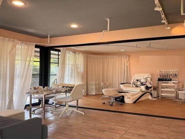 ประกาศฟรี! ซื้อ-ขาย-เช่า คอนโด บ้าน ทาวน์โฮม ที่ดิน และพื้นที่เชิงพาณิชย์ทั่วประเทศไทย ทุกทำเล ทุกงบประมาณ ไม่มีค่าใช้จ่าย ลงง่าย ขายไว เข้าถึงผู้ซื้อโดยตรง 5 513143pic4.jpg