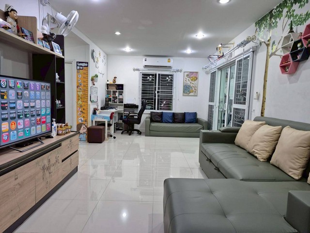 ประกาศฟรี! ซื้อ-ขาย-เช่า คอนโด บ้าน ทาวน์โฮม ที่ดิน และพื้นที่เชิงพาณิชย์ทั่วประเทศไทย ทุกทำเล ทุกงบประมาณ ไม่มีค่าใช้จ่าย ลงง่าย ขายไว เข้าถึงผู้ซื้อโดยตรง 4 514127pic3.jpg