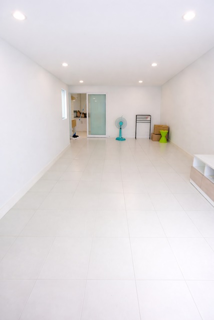 ประกาศฟรี! ซื้อ-ขาย-เช่า คอนโด บ้าน ทาวน์โฮม ที่ดิน และพื้นที่เชิงพาณิชย์ทั่วประเทศไทย ทุกทำเล ทุกงบประมาณ ไม่มีค่าใช้จ่าย ลงง่าย ขายไว เข้าถึงผู้ซื้อโดยตรง 4 252209pic3.jpg