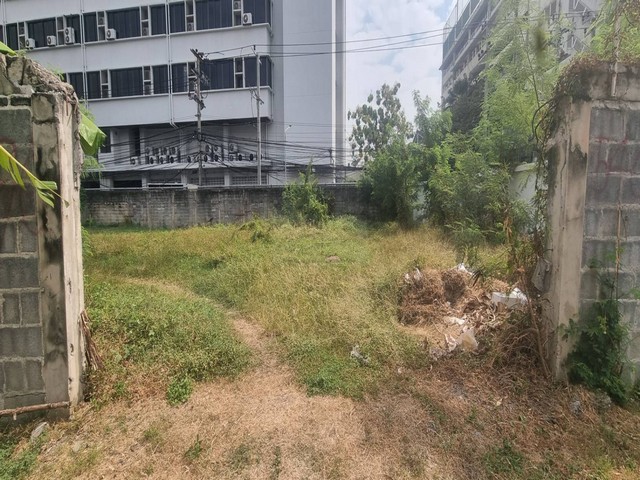 ประกาศฟรี! ซื้อ-ขาย-เช่า คอนโด บ้าน ทาวน์โฮม ที่ดิน และพื้นที่เชิงพาณิชย์ทั่วประเทศไทย ทุกทำเล ทุกงบประมาณ ไม่มีค่าใช้จ่าย ลงง่าย ขายไว เข้าถึงผู้ซื้อโดยตรง 5 514136pic4.jpg