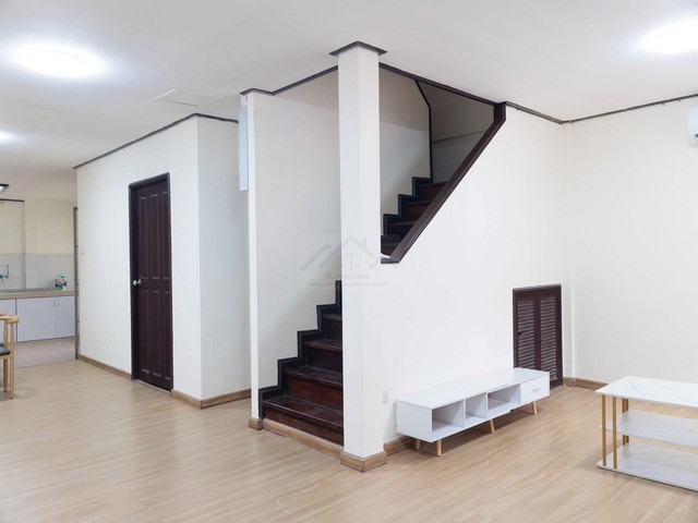 ประกาศฟรี! ซื้อ-ขาย-เช่า คอนโด บ้าน ทาวน์โฮม ที่ดิน และพื้นที่เชิงพาณิชย์ทั่วประเทศไทย ทุกทำเล ทุกงบประมาณ ไม่มีค่าใช้จ่าย ลงง่าย ขายไว เข้าถึงผู้ซื้อโดยตรง 4 508102pic3.jpg