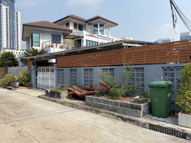 ประกาศฟรี! ซื้อ-ขาย-เช่า คอนโด บ้าน ทาวน์โฮม ที่ดิน และพื้นที่เชิงพาณิชย์ทั่วประเทศไทย ทุกทำเล ทุกงบประมาณ ไม่มีค่าใช้จ่าย ลงง่าย ขายไว เข้าถึงผู้ซื้อโดยตรง 2 513213pic1.jpg