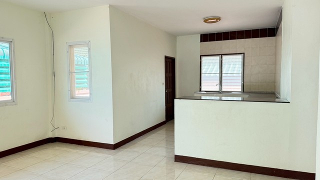 ประกาศฟรี! ซื้อ-ขาย-เช่า คอนโด บ้าน ทาวน์โฮม ที่ดิน และพื้นที่เชิงพาณิชย์ทั่วประเทศไทย ทุกทำเล ทุกงบประมาณ ไม่มีค่าใช้จ่าย ลงง่าย ขายไว เข้าถึงผู้ซื้อโดยตรง 5 294022pic4.jpg