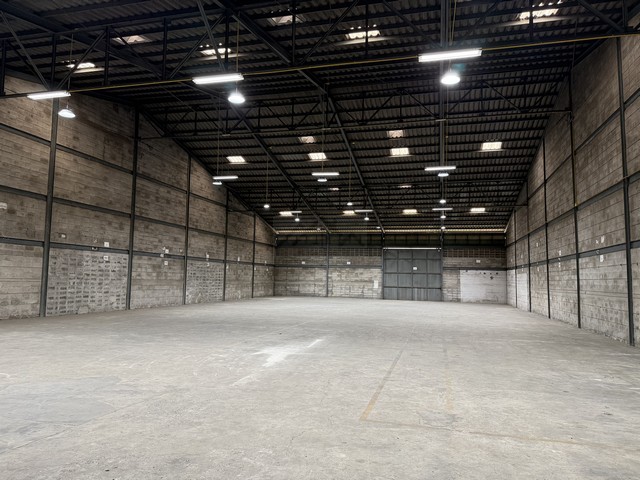 ประกาศฟรี! ซื้อ-ขาย-เช่า คอนโด บ้าน ทาวน์โฮม ที่ดิน และพื้นที่เชิงพาณิชย์ทั่วประเทศไทย ทุกทำเล ทุกงบประมาณ ไม่มีค่าใช้จ่าย ลงง่าย ขายไว เข้าถึงผู้ซื้อโดยตรง 2 514226pic1.jpg