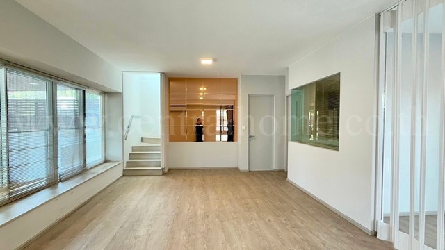 ประกาศฟรี! ซื้อ-ขาย-เช่า คอนโด บ้าน ทาวน์โฮม ที่ดิน และพื้นที่เชิงพาณิชย์ทั่วประเทศไทย ทุกทำเล ทุกงบประมาณ ไม่มีค่าใช้จ่าย ลงง่าย ขายไว เข้าถึงผู้ซื้อโดยตรง 5 285713pic4.jpg