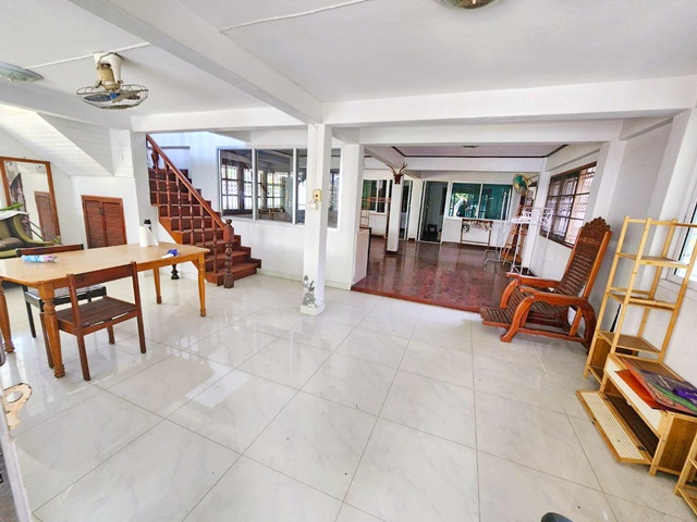 ประกาศฟรี! ซื้อ-ขาย-เช่า คอนโด บ้าน ทาวน์โฮม ที่ดิน และพื้นที่เชิงพาณิชย์ทั่วประเทศไทย ทุกทำเล ทุกงบประมาณ ไม่มีค่าใช้จ่าย ลงง่าย ขายไว เข้าถึงผู้ซื้อโดยตรง 4 314984pic3.jpg