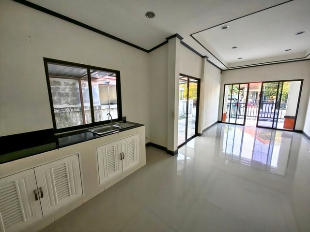 ประกาศฟรี! ซื้อ-ขาย-เช่า คอนโด บ้าน ทาวน์โฮม ที่ดิน และพื้นที่เชิงพาณิชย์ทั่วประเทศไทย ทุกทำเล ทุกงบประมาณ ไม่มีค่าใช้จ่าย ลงง่าย ขายไว เข้าถึงผู้ซื้อโดยตรง 4 251851pic3.jpg