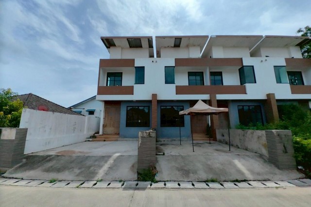 ประกาศฟรี! ซื้อ-ขาย-เช่า คอนโด บ้าน ทาวน์โฮม ที่ดิน และพื้นที่เชิงพาณิชย์ทั่วประเทศไทย ทุกทำเล ทุกงบประมาณ ไม่มีค่าใช้จ่าย ลงง่าย ขายไว เข้าถึงผู้ซื้อโดยตรง 2 251845pic1.jpg