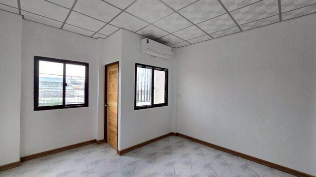 ประกาศฟรี! ซื้อ-ขาย-เช่า คอนโด บ้าน ทาวน์โฮม ที่ดิน และพื้นที่เชิงพาณิชย์ทั่วประเทศไทย ทุกทำเล ทุกงบประมาณ ไม่มีค่าใช้จ่าย ลงง่าย ขายไว เข้าถึงผู้ซื้อโดยตรง 5 252295pic4.jpg