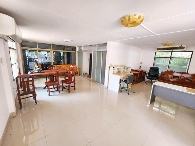 ประกาศฟรี! ซื้อ-ขาย-เช่า คอนโด บ้าน ทาวน์โฮม ที่ดิน และพื้นที่เชิงพาณิชย์ทั่วประเทศไทย ทุกทำเล ทุกงบประมาณ ไม่มีค่าใช้จ่าย ลงง่าย ขายไว เข้าถึงผู้ซื้อโดยตรง 3 252153pic2.jpg