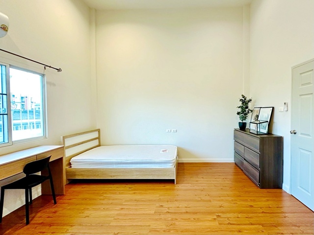 ประกาศฟรี! ซื้อ-ขาย-เช่า คอนโด บ้าน ทาวน์โฮม ที่ดิน และพื้นที่เชิงพาณิชย์ทั่วประเทศไทย ทุกทำเล ทุกงบประมาณ ไม่มีค่าใช้จ่าย ลงง่าย ขายไว เข้าถึงผู้ซื้อโดยตรง 4 252110pic3.jpg