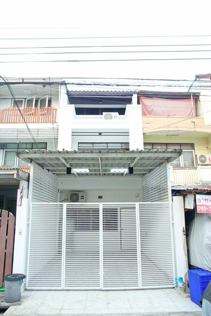 ประกาศฟรี! ซื้อ-ขาย-เช่า คอนโด บ้าน ทาวน์โฮม ที่ดิน และพื้นที่เชิงพาณิชย์ทั่วประเทศไทย ทุกทำเล ทุกงบประมาณ ไม่มีค่าใช้จ่าย ลงง่าย ขายไว เข้าถึงผู้ซื้อโดยตรง 2 252105pic1.jpg