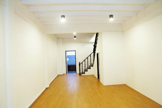 ประกาศฟรี! ซื้อ-ขาย-เช่า คอนโด บ้าน ทาวน์โฮม ที่ดิน และพื้นที่เชิงพาณิชย์ทั่วประเทศไทย ทุกทำเล ทุกงบประมาณ ไม่มีค่าใช้จ่าย ลงง่าย ขายไว เข้าถึงผู้ซื้อโดยตรง 3 252105pic2.jpg