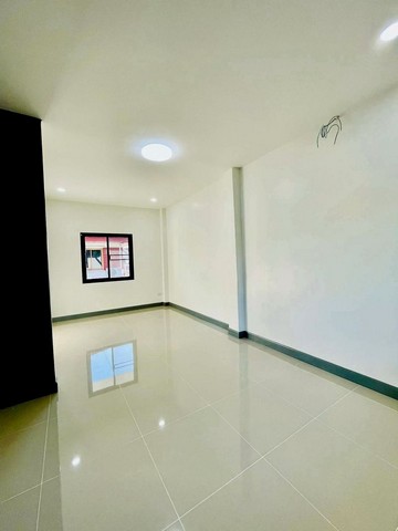 ประกาศฟรี! ซื้อ-ขาย-เช่า คอนโด บ้าน ทาวน์โฮม ที่ดิน และพื้นที่เชิงพาณิชย์ทั่วประเทศไทย ทุกทำเล ทุกงบประมาณ ไม่มีค่าใช้จ่าย ลงง่าย ขายไว เข้าถึงผู้ซื้อโดยตรง 4 252280pic3.jpg