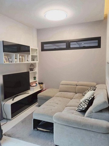 ประกาศฟรี! ซื้อ-ขาย-เช่า คอนโด บ้าน ทาวน์โฮม ที่ดิน และพื้นที่เชิงพาณิชย์ทั่วประเทศไทย ทุกทำเล ทุกงบประมาณ ไม่มีค่าใช้จ่าย ลงง่าย ขายไว เข้าถึงผู้ซื้อโดยตรง 3 252275pic2.jpg