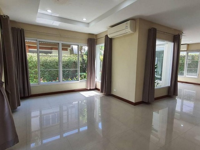 ประกาศฟรี! ซื้อ-ขาย-เช่า คอนโด บ้าน ทาวน์โฮม ที่ดิน และพื้นที่เชิงพาณิชย์ทั่วประเทศไทย ทุกทำเล ทุกงบประมาณ ไม่มีค่าใช้จ่าย ลงง่าย ขายไว เข้าถึงผู้ซื้อโดยตรง 5 252265pic4.jpg