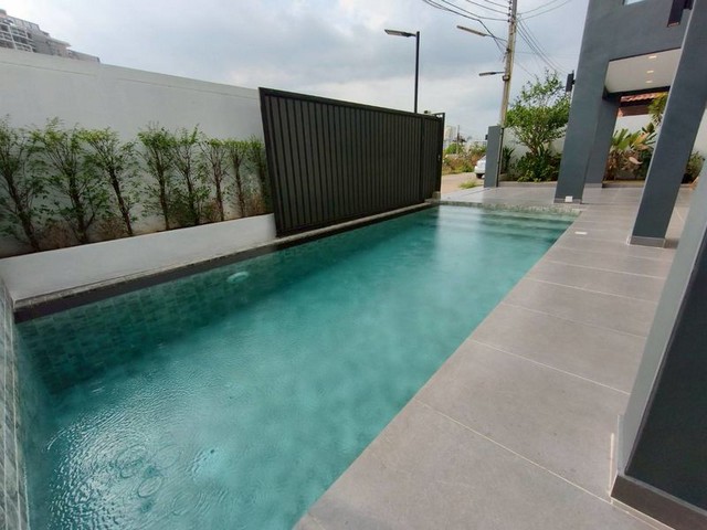 ประกาศฟรี! ซื้อ-ขาย-เช่า คอนโด บ้าน ทาวน์โฮม ที่ดิน และพื้นที่เชิงพาณิชย์ทั่วประเทศไทย ทุกทำเล ทุกงบประมาณ ไม่มีค่าใช้จ่าย ลงง่าย ขายไว เข้าถึงผู้ซื้อโดยตรง 2 252824pic1.jpg