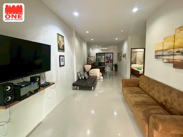 ประกาศฟรี! ซื้อ-ขาย-เช่า คอนโด บ้าน ทาวน์โฮม ที่ดิน และพื้นที่เชิงพาณิชย์ทั่วประเทศไทย ทุกทำเล ทุกงบประมาณ ไม่มีค่าใช้จ่าย ลงง่าย ขายไว เข้าถึงผู้ซื้อโดยตรง 4 315139pic3.jpg