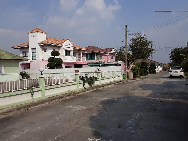 ประกาศฟรี! ซื้อ-ขาย-เช่า คอนโด บ้าน ทาวน์โฮม ที่ดิน และพื้นที่เชิงพาณิชย์ทั่วประเทศไทย ทุกทำเล ทุกงบประมาณ ไม่มีค่าใช้จ่าย ลงง่าย ขายไว เข้าถึงผู้ซื้อโดยตรง 4 251874pic3.jpg