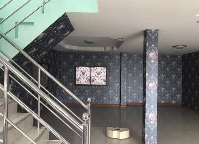 ประกาศฟรี! ซื้อ-ขาย-เช่า คอนโด บ้าน ทาวน์โฮม ที่ดิน และพื้นที่เชิงพาณิชย์ทั่วประเทศไทย ทุกทำเล ทุกงบประมาณ ไม่มีค่าใช้จ่าย ลงง่าย ขายไว เข้าถึงผู้ซื้อโดยตรง 5 251874pic4.jpg