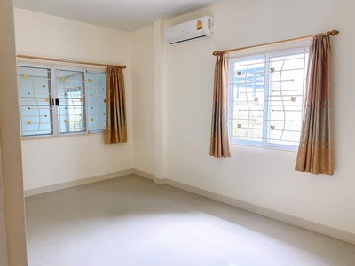 ประกาศฟรี! ซื้อ-ขาย-เช่า คอนโด บ้าน ทาวน์โฮม ที่ดิน และพื้นที่เชิงพาณิชย์ทั่วประเทศไทย ทุกทำเล ทุกงบประมาณ ไม่มีค่าใช้จ่าย ลงง่าย ขายไว เข้าถึงผู้ซื้อโดยตรง 4 514319pic3.jpg